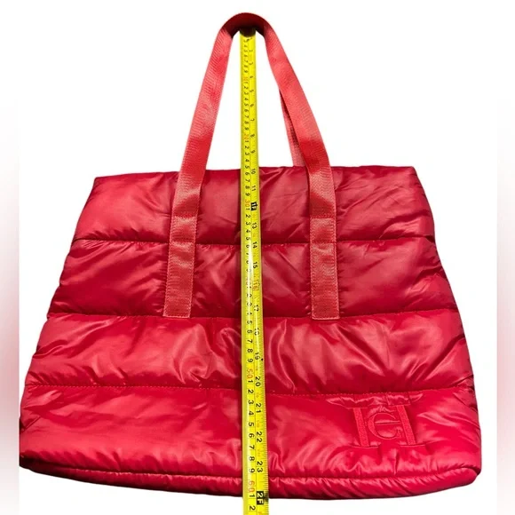 CAROLINA HERRERA Logo RED Puffy Quilted TOTE Shoulder Gym Bag Good Girl NEW - Picture 4 of 6